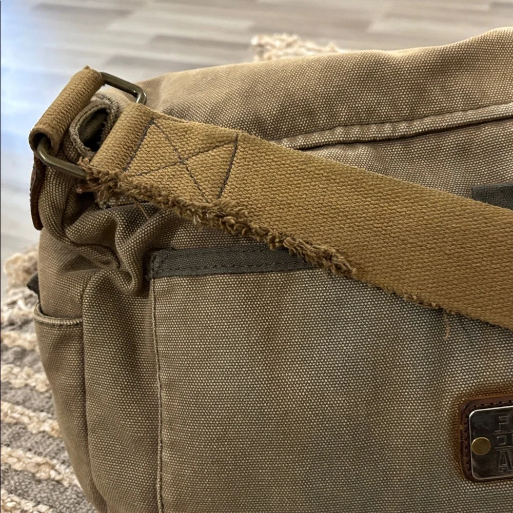 Fossil Original A-54 Messenger Commuter Bag Brown Canvas‎ Shoulder Crossbody